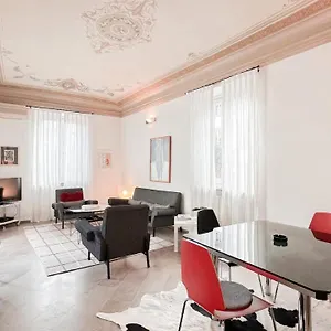 La Gemma Dorata , Firenze Italia