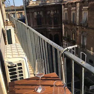 Wonderful Teatro Massimo Bellini , Aeroporto di Catania Fontana Rossa Italia